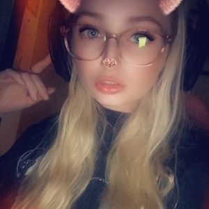 Meet your Posher, Alana